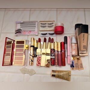 Women Makeup Set